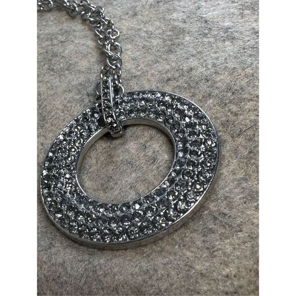 Stunning adjustable long  VINTAGE 90s statement Style Necklace Donut Silver tone - Picture 7 of 8